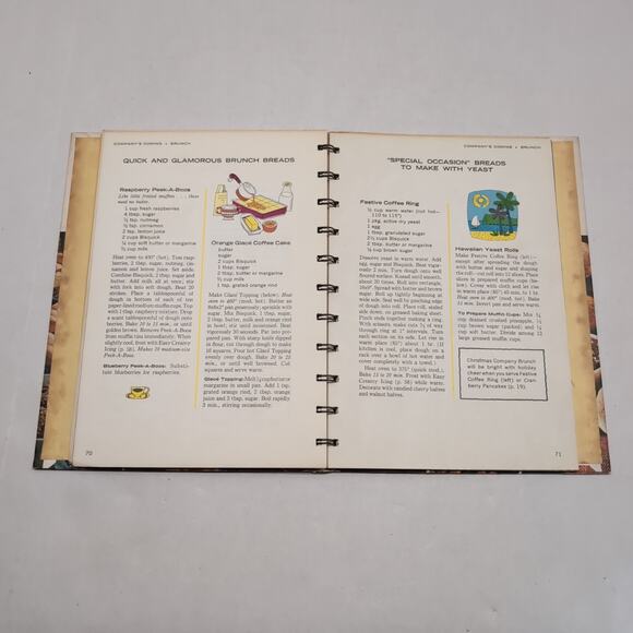 The Bisquick Cookbook 1964 First 1st Edition Betty Crocker Recipes Hardcover - Picture 9 of 10